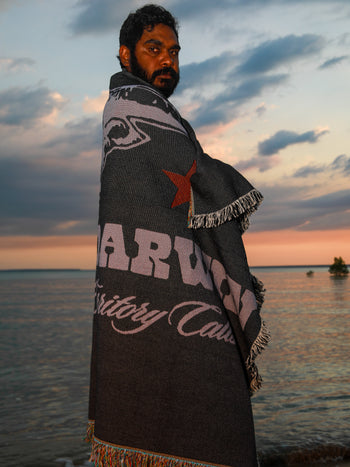 Territory Calls Throw